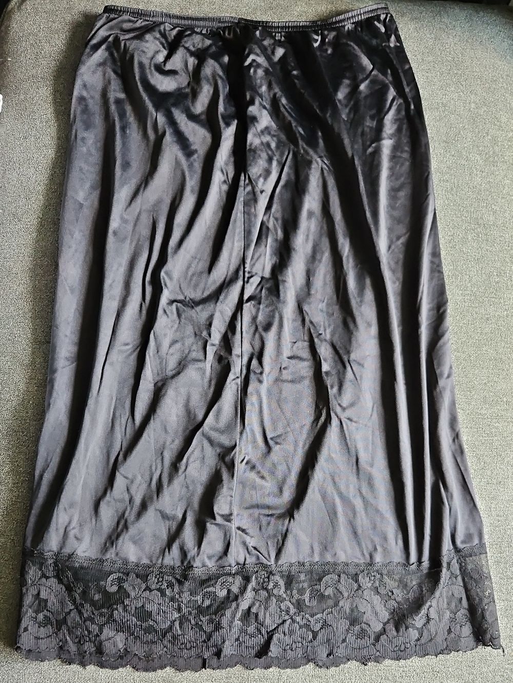 Vintage 90s Vassarette Black Lace Trim Half Slip Skirt Size M 28”